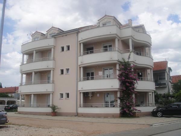 Apartments Angie Biograd Na Moru Eksteriør billede